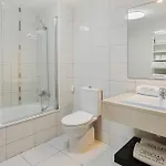 Apartment Obsidian Olivino