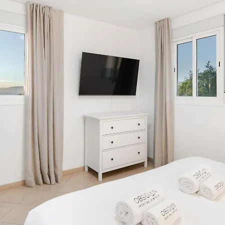 Obsidian Olivino Apartment *