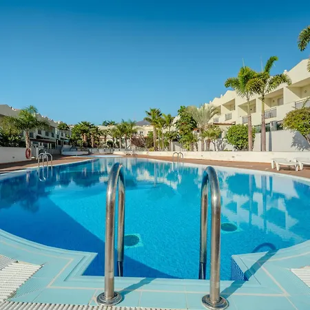 Obsidian Olivino Apartament *