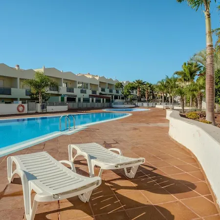 Obsidian Olivino Apartmán *