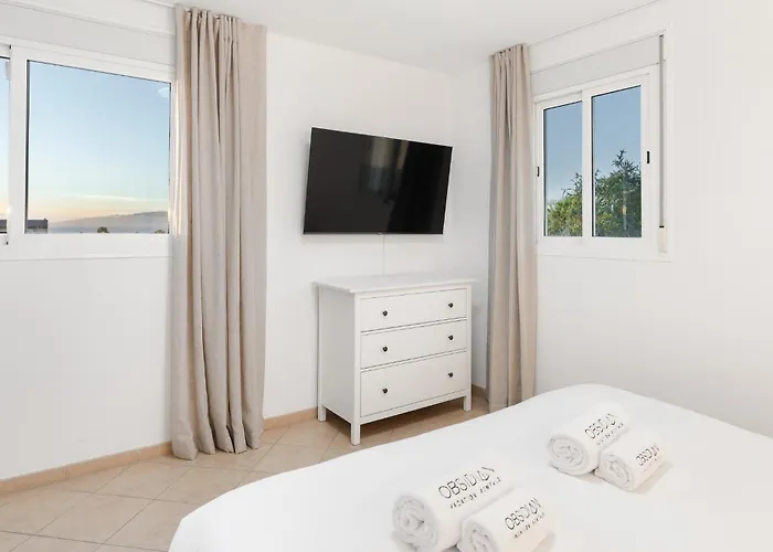 Obsidian Olivino Apartment *