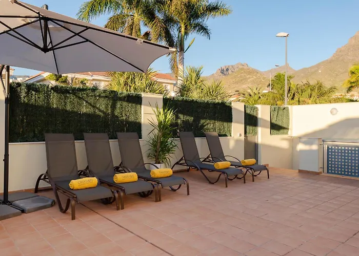 Obsidian Olivino Costa Adeje (Tenerife)